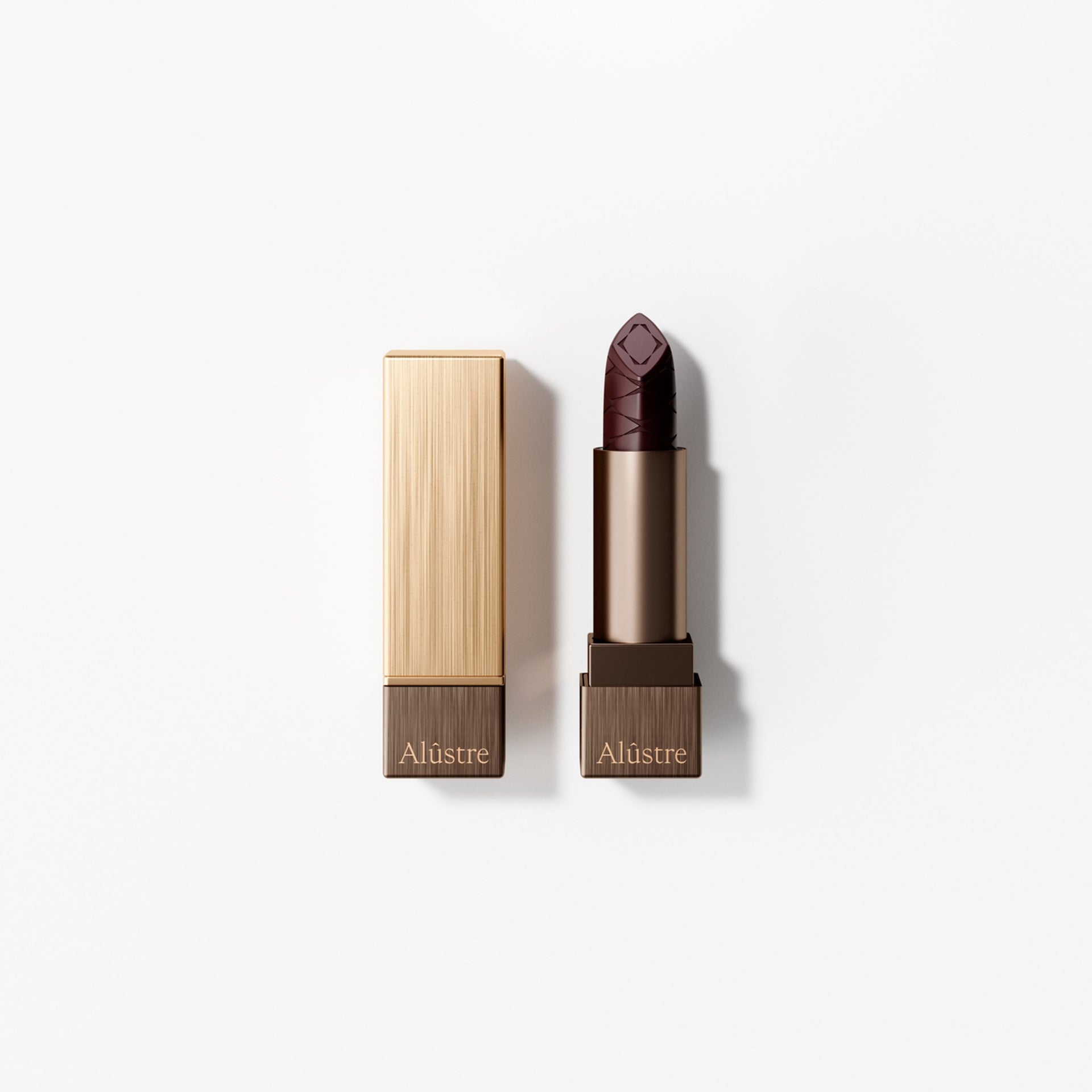 63909 Alustre Packshot Lip Stick 909 Brown Dusk Mocha 01