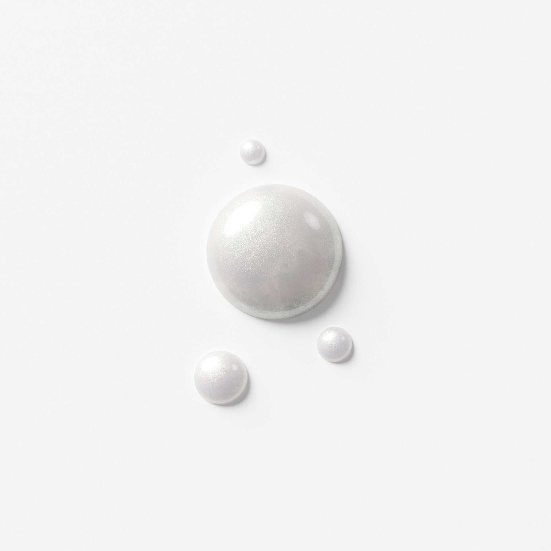 Alûstre Packshot Droplet 017P TOP COAT 01